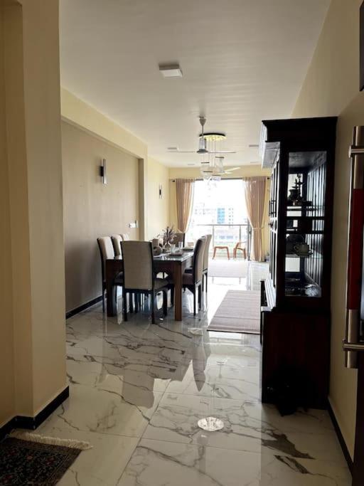 Rasika Oceans Luxury Appartamento *